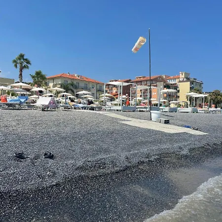 Spazioso A Apartment Diano Marina